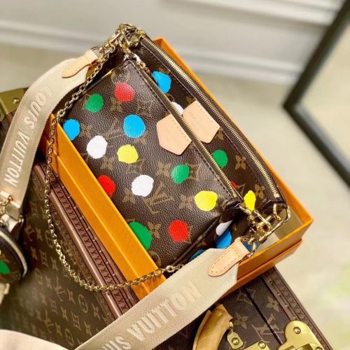 Fashionable leather bag for women