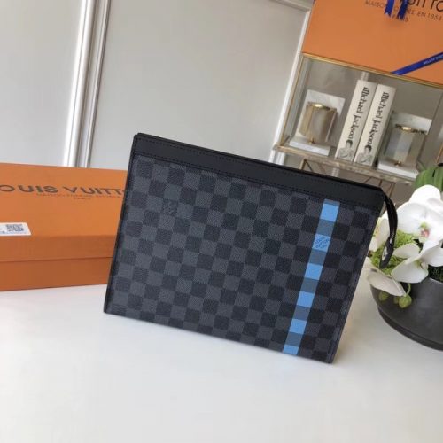 Fashionable leather bag for women
