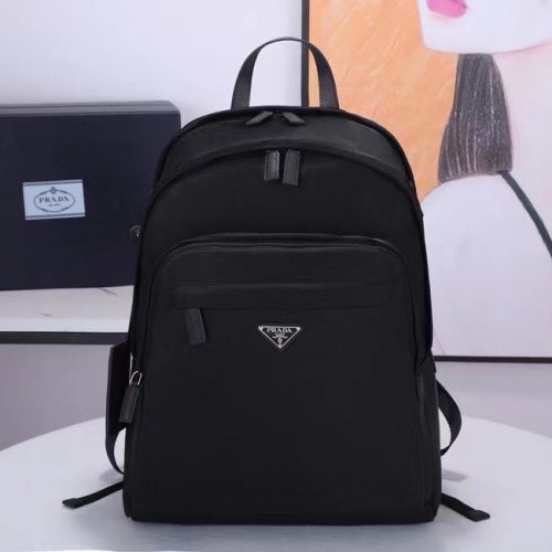 Fashionable leather bag for women