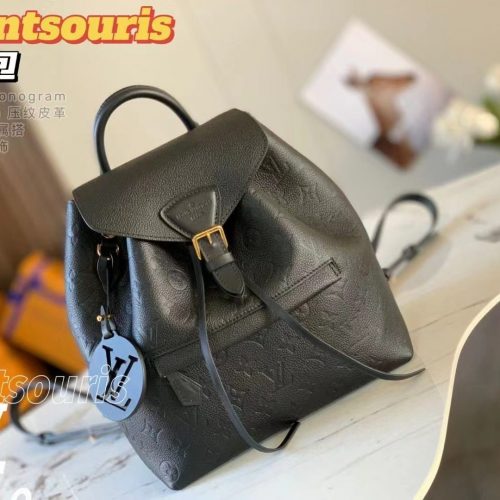Fashionable leather bag for women