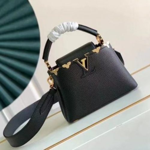 Fashionable leather bag for women