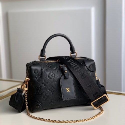 Fashionable leather bag for women