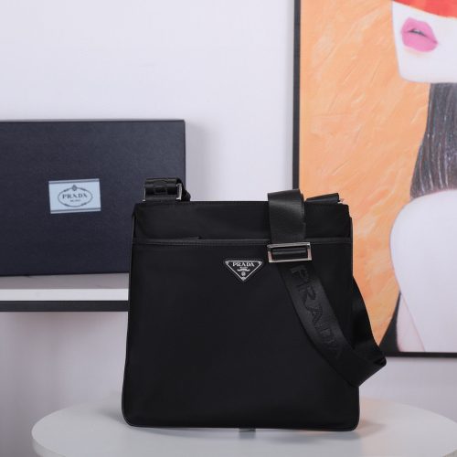 Fashionable leather bag for women