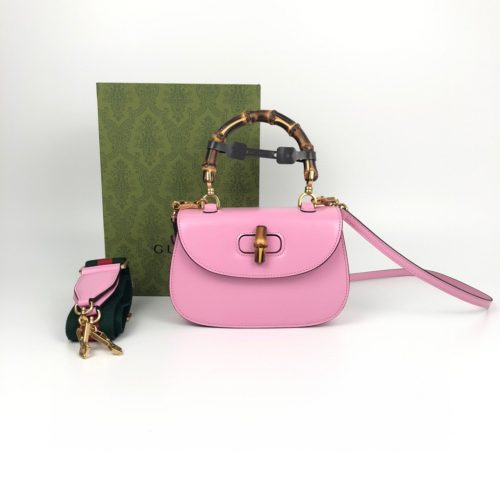 Fashionable leather bag for women