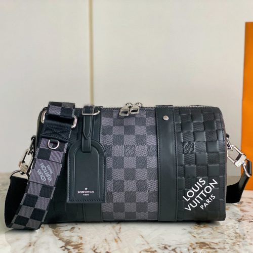 Leather messenger bag