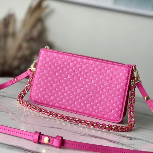 Fashionable leather bag for women