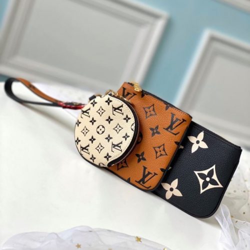 Fashionable leather bag for women