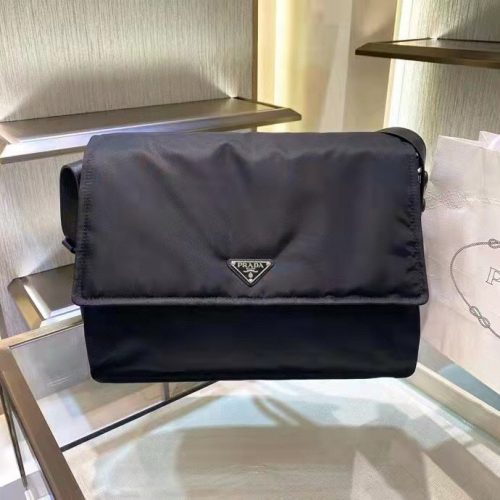 Fashionable leather bag for women