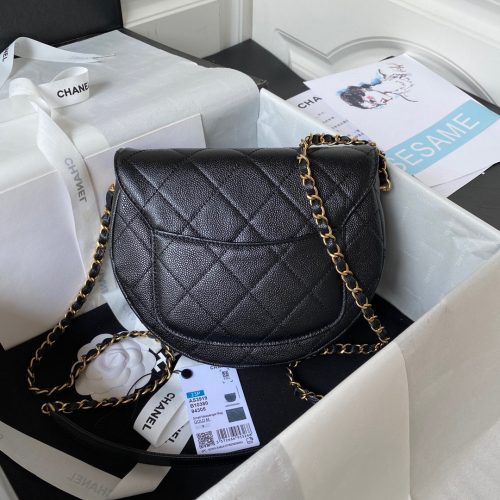 Fashionable leather bag for women
