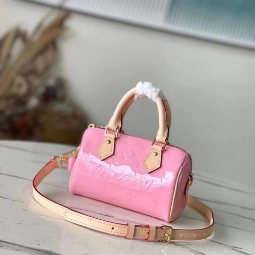 Fashionable leather bag for women