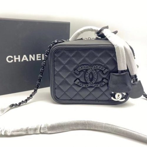 Fashionable leather bag for women