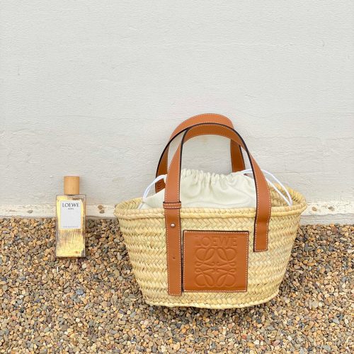 Straw woven bag