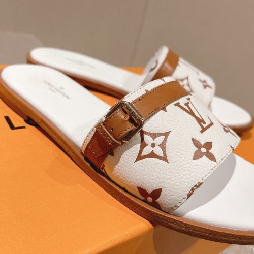 LL slippers