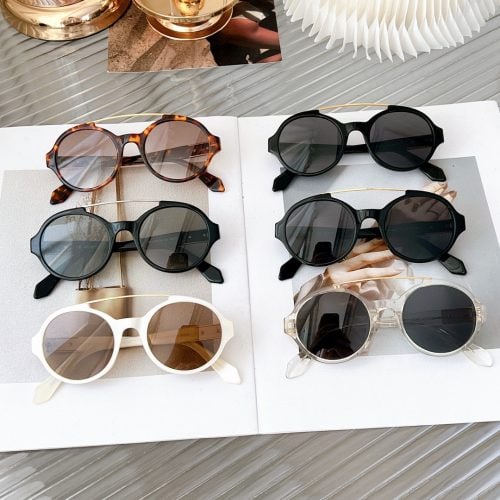 Ba eyeglasses