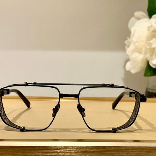 Ba eyeglasses