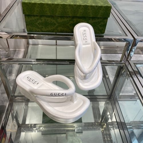 GG slippers