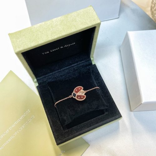 van bracelet