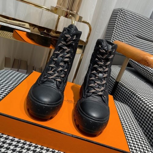 HH short boots