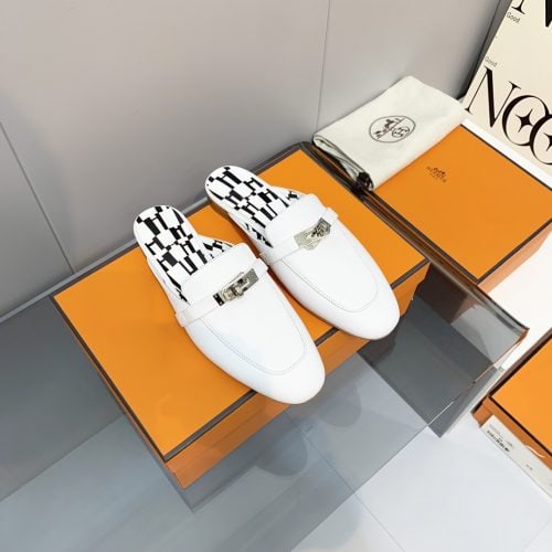 HH slippers
