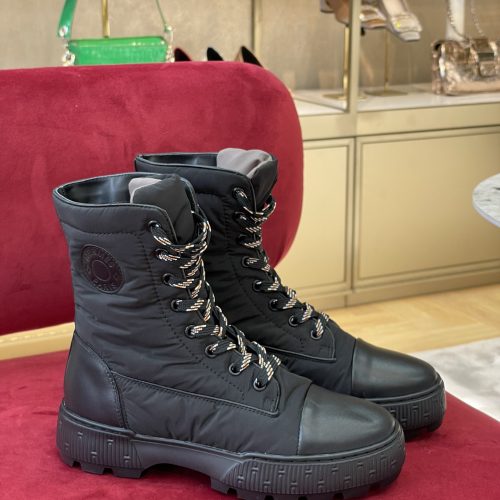 HH short boots
