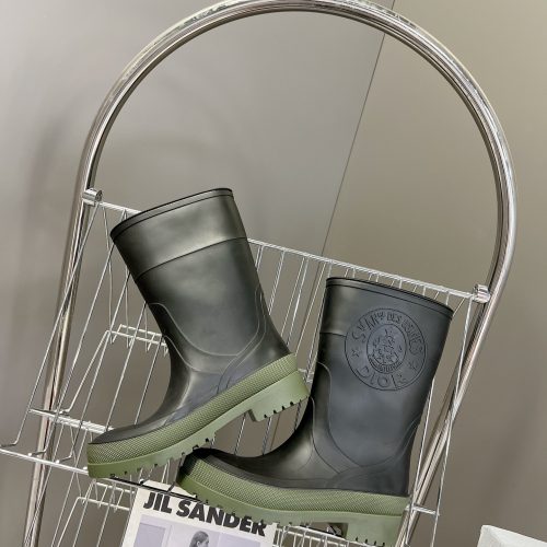 DD Rainboots