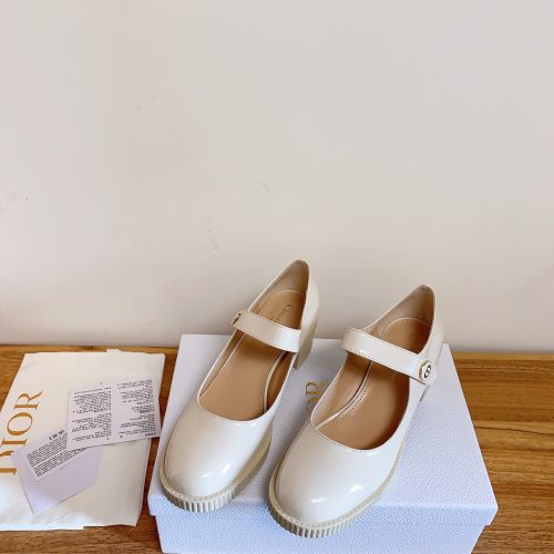 DD casual shoes