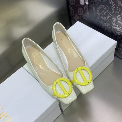 DD casual shoes