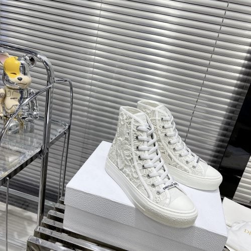 DD High Top Casual Shoes