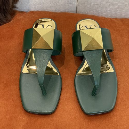VAL slippers