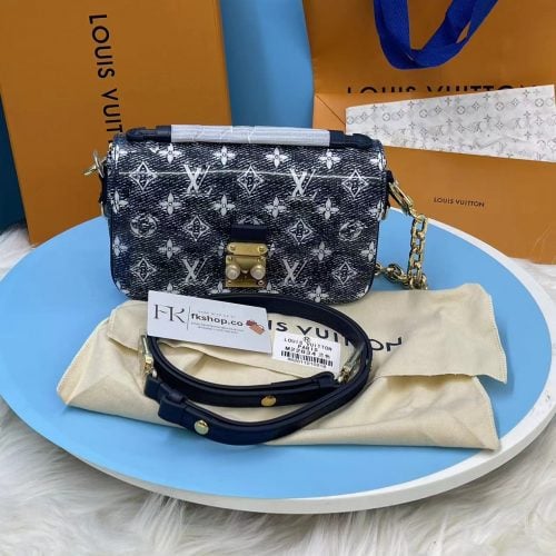 LL messenger/courier bag