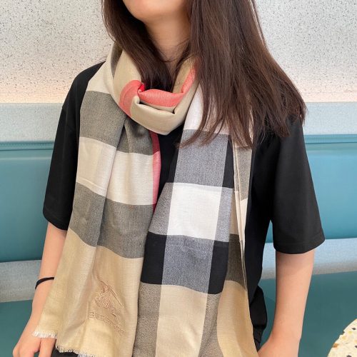 BB scarf