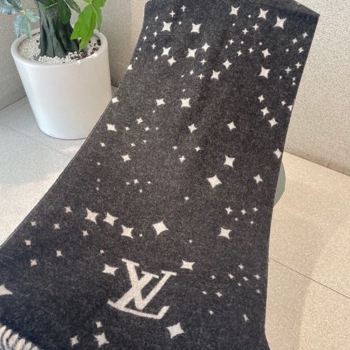 LL scarf