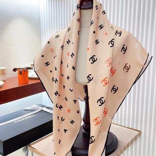 CH scarf