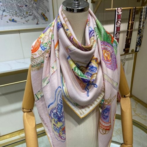 HH scarf