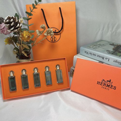 HH perfume