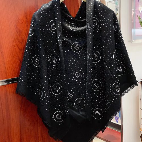 CH scarf