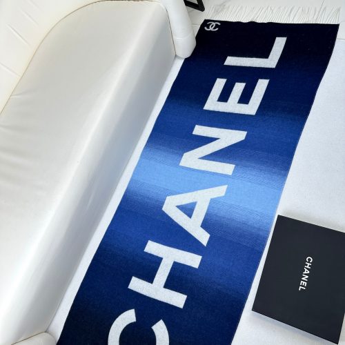 CH scarf