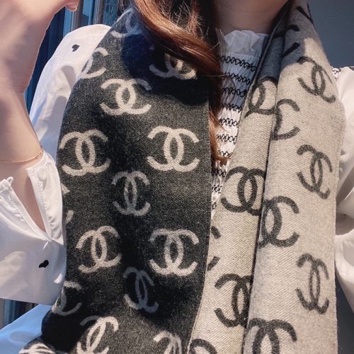 CH scarf