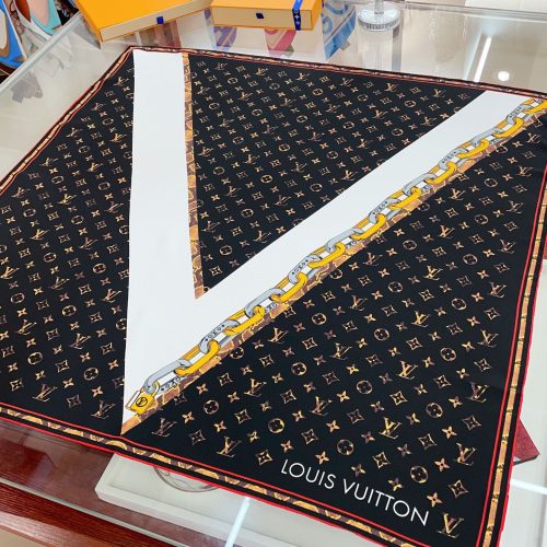 LL scarf