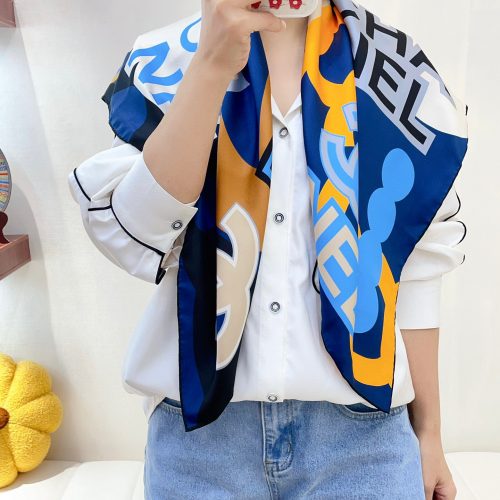 CH scarf