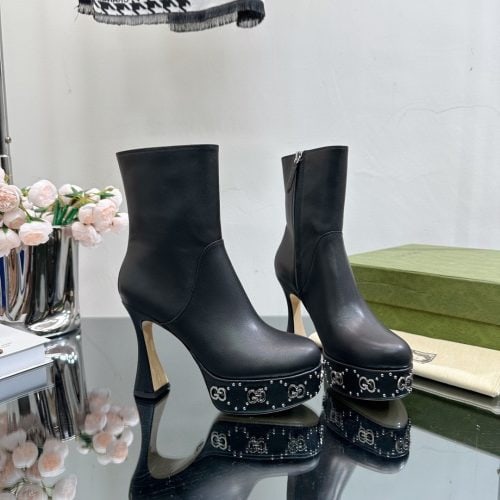 GG boots