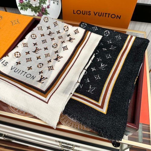 LL scarf