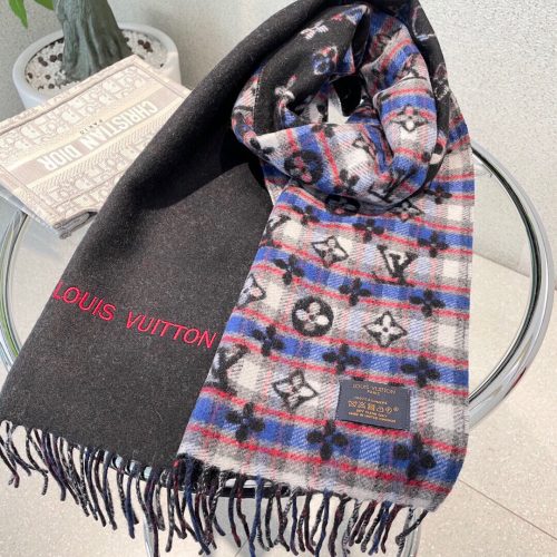 LL scarf
