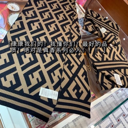 FF scarf