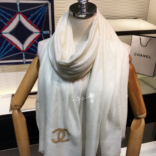 CH scarf