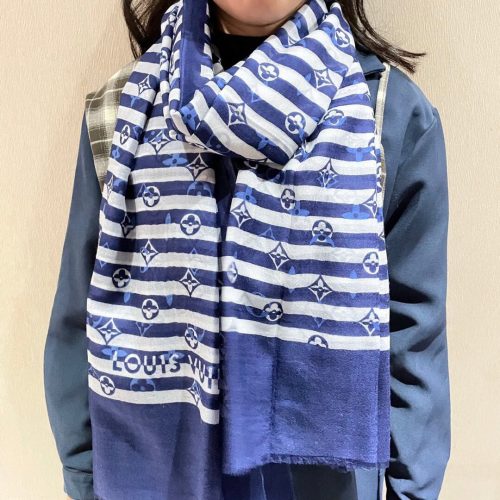 LL scarf
