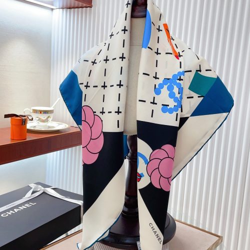 CH scarf