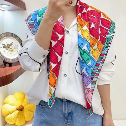 LL scarf