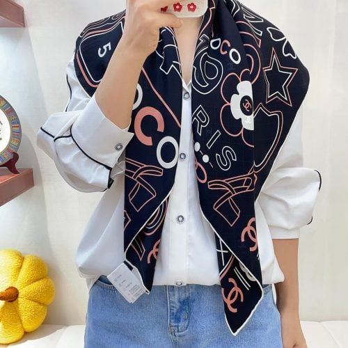 CH scarf