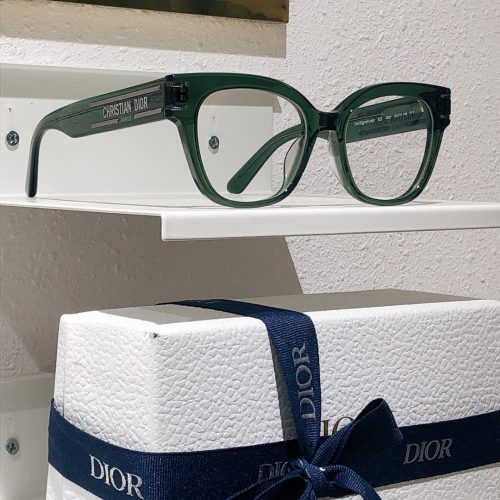 DD glasses